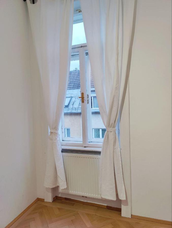 Central Mariahilfer Apartment 4 Min To The City Shopping Center And Schoenbrunn Palace Vídeň Exteriér fotografie