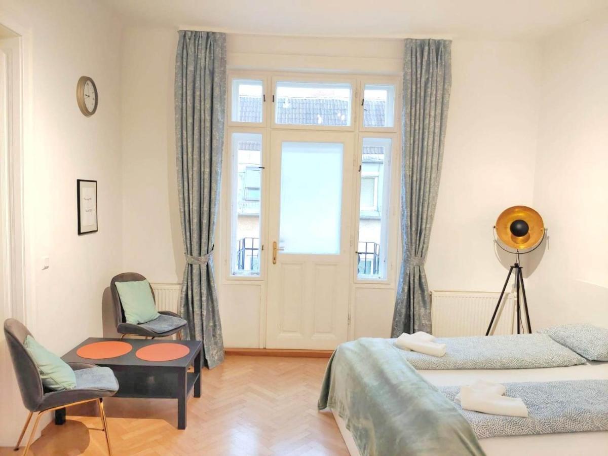 Central Mariahilfer Apartment 4 Min To The City Shopping Center And Schoenbrunn Palace Vídeň Exteriér fotografie